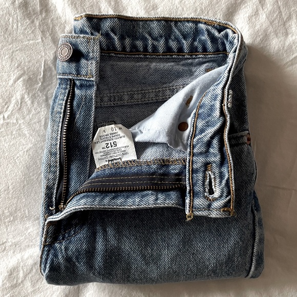 Vintage Levi’s 512 Slim Fit Straight Leg Jeans - Picture 2 of 6